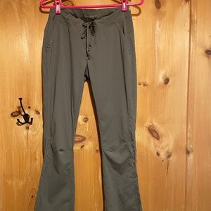 Women’s Columbia hiking pants